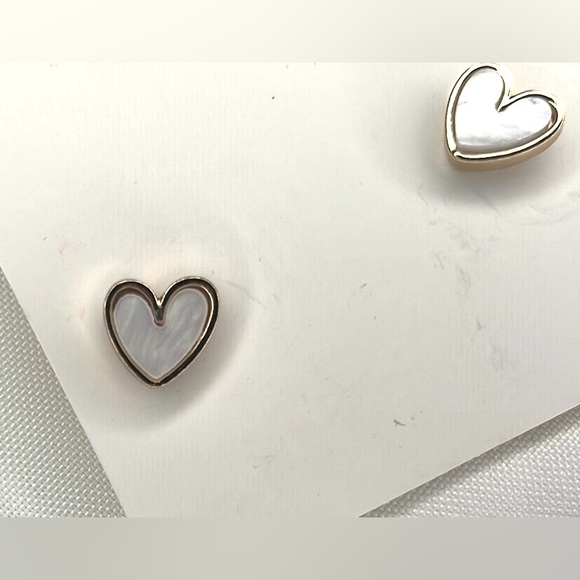 NEW Earrings White Pearl with Gold Trim Fashion Earrings Stud with Backing - Picture 4 of 4